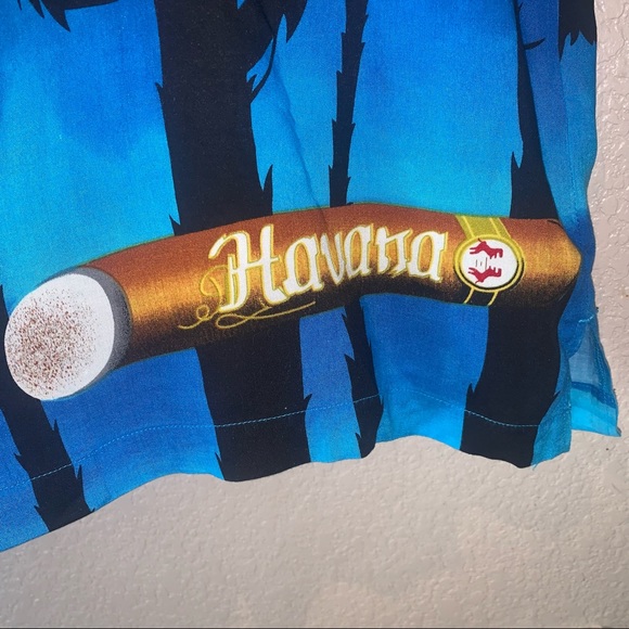 Blue and black short sleeve shirt size Xl - Picture 4 of 7